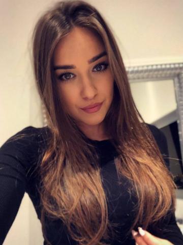 Лариса Твоя Девушка фото 3